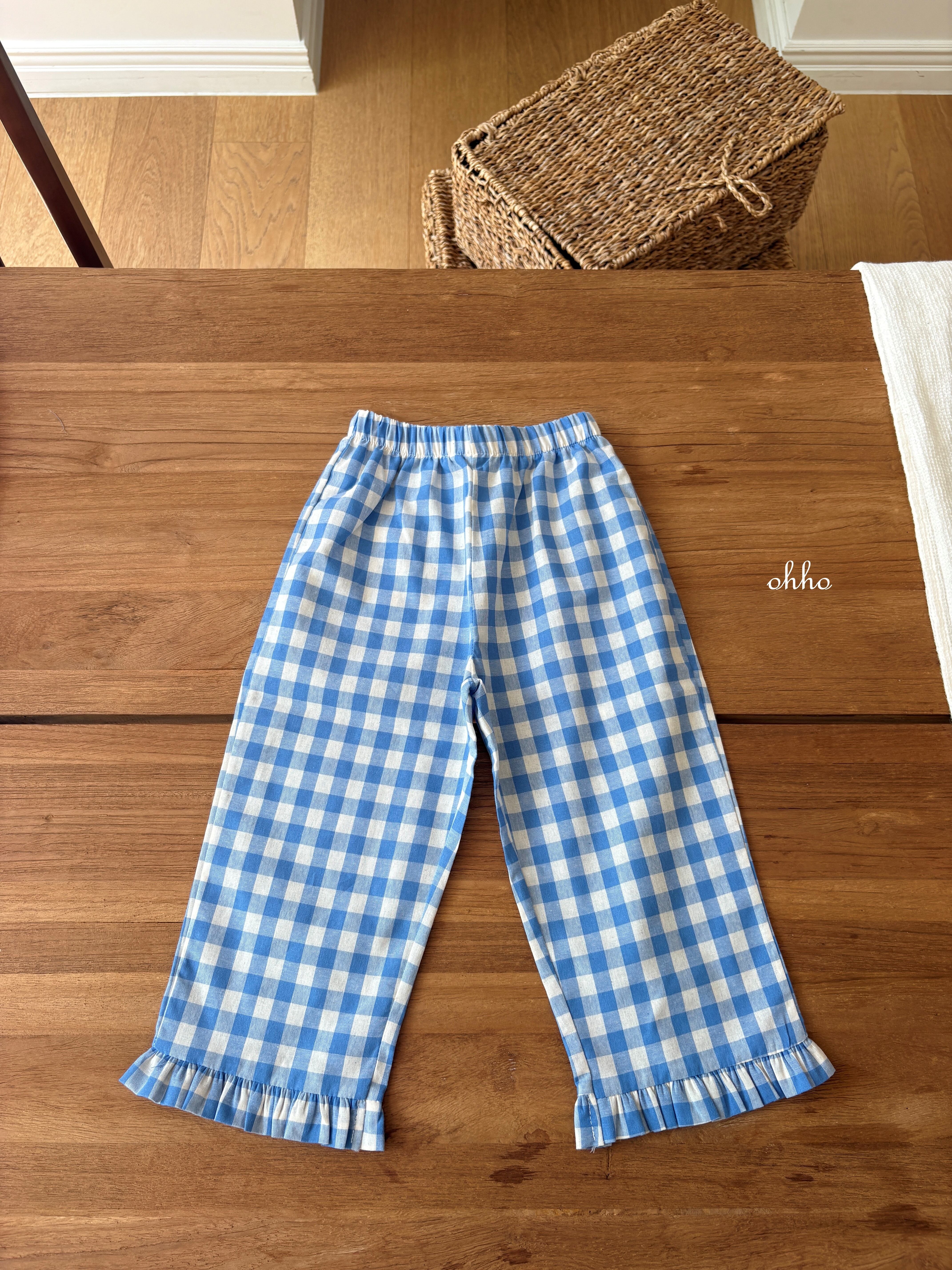 B99DE386-70E0-4192-95BA-111812C43B5B