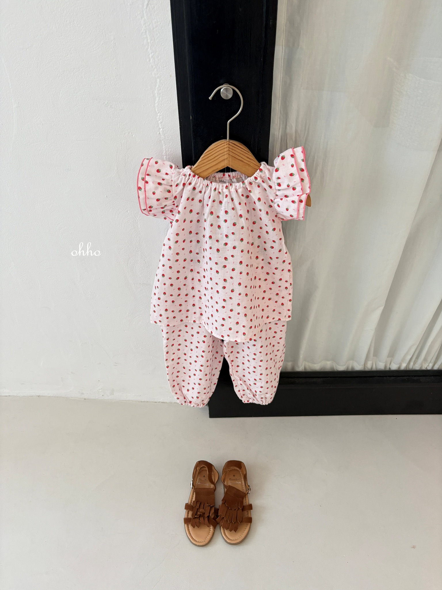 F7E58E75-F583-4D3F-ACB9-4B8C6B7C899E_1_102_o