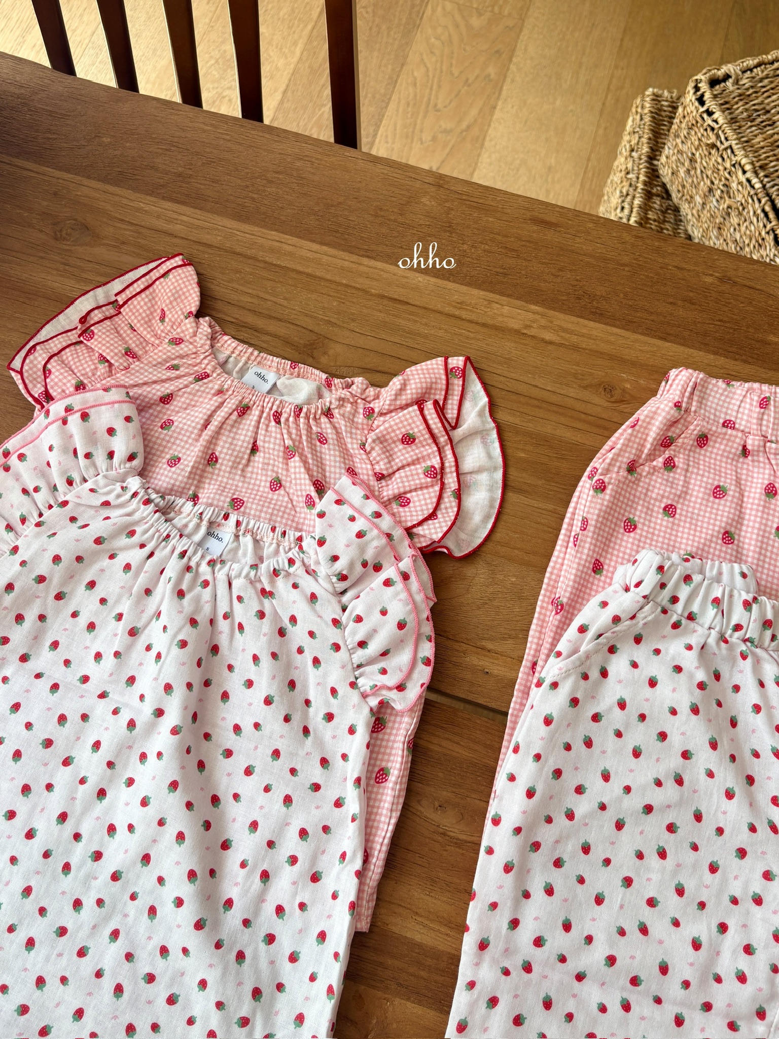 9055ECBC-D3FC-4FC6-B3E8-AEEEF67CEAF4_1_102_o