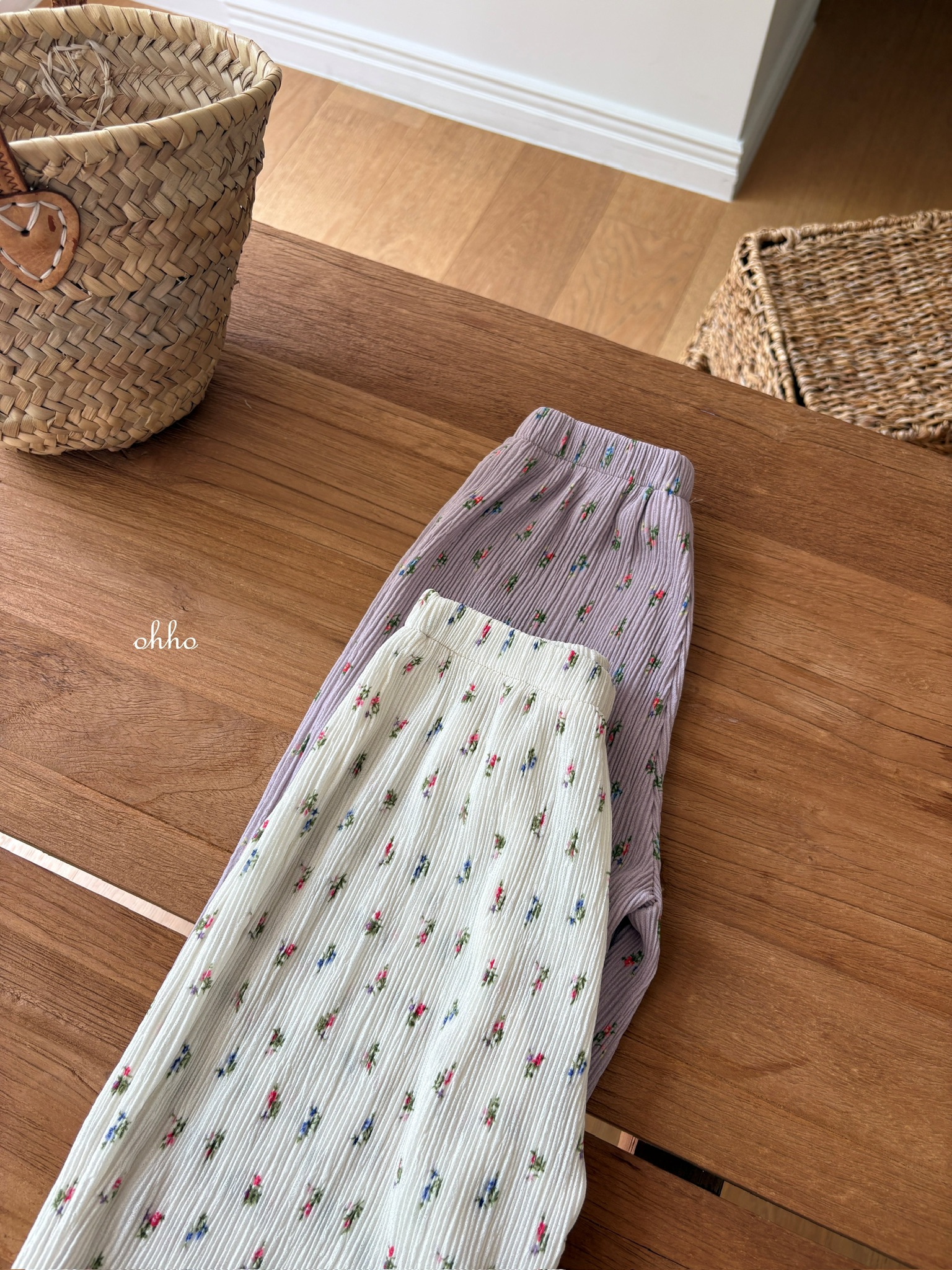 C405AB3F-EF19-4F42-A576-F22BF9C2278C_1_102_o