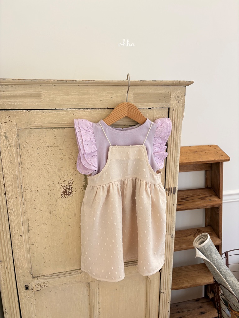 F59A0D4F-7300-4E74-B307-F6F5AF4819D6_1_105_c