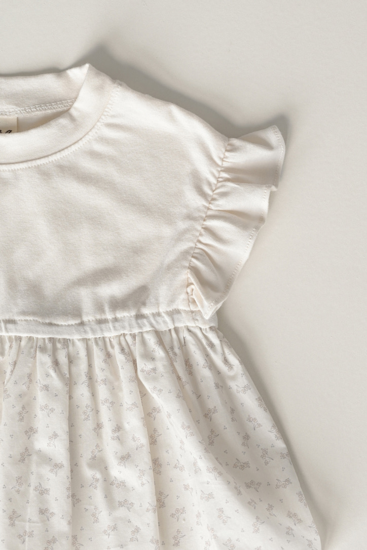 774D7B84-E4B2-4E83-A96D-CE822204DD54_1_105_c