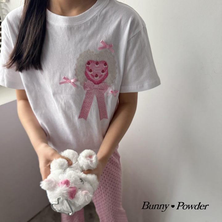 44AD4F4D-13F6-43F5-963F-B5F1F36F0D76