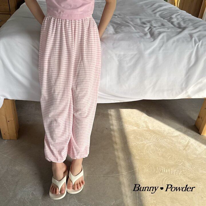 4DCD9544-F5C1-4F5D-9404-EAC07A9B019D