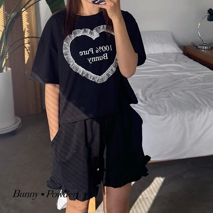 DB26B08A-BF66-4AAD-BBC2-9E83CBFD7806