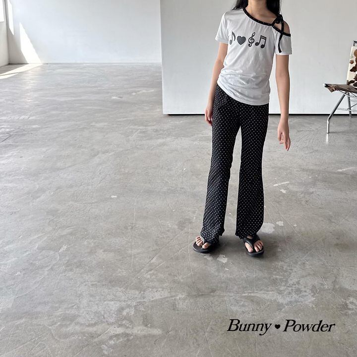 1CC1D1B4-9669-437A-B973-722DEABAC4B8