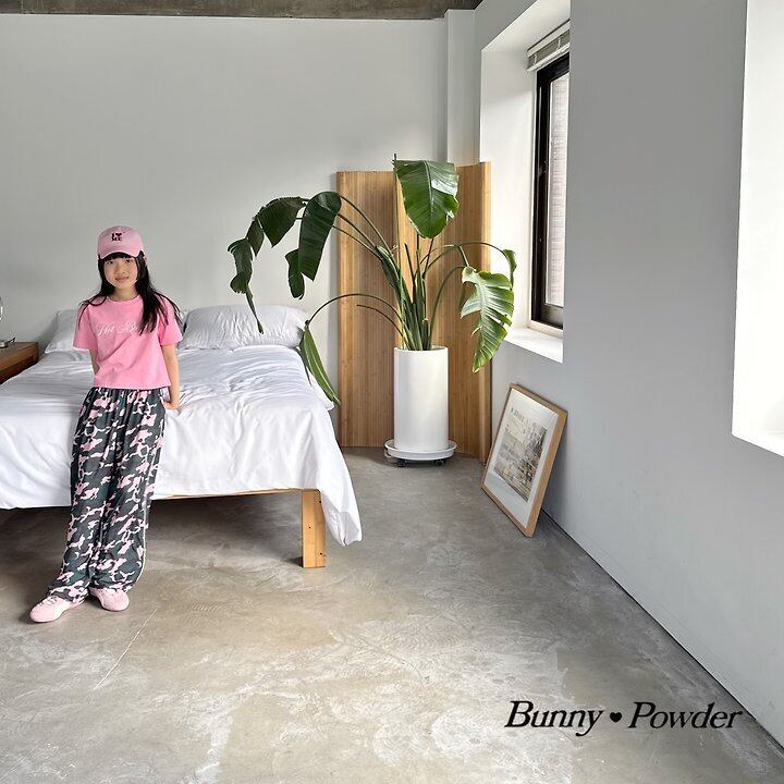 8A88C034-5944-4F6F-9771-A3C765C4D7AA