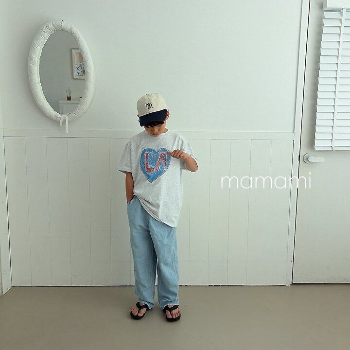 9361B34F-E9A2-4917-A008-6C0B7D501E55