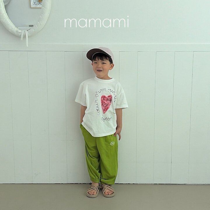 BB8A36A6-440E-4270-B1CD-B8E0F58BF87A