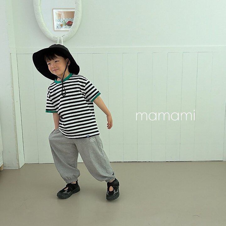 11EC1A58-277C-481B-BF87-CAA9C31770F2