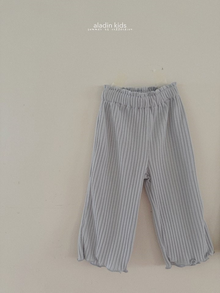 B0569937-8738-4AAC-A7BC-C94C2DDEB3D6