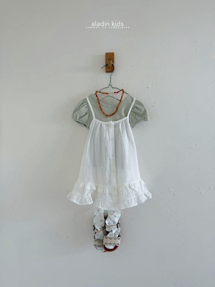 FAD3A429-250E-4A62-BD28-36A5AC7010DC