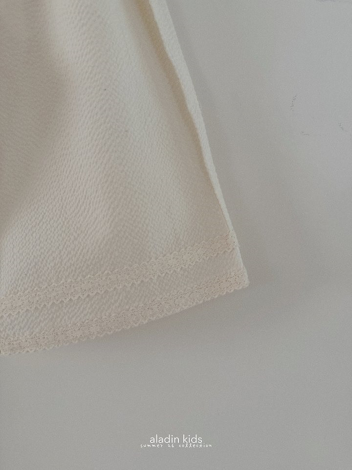 B2D8CC61-A642-4B0A-B16C-99D20733595F