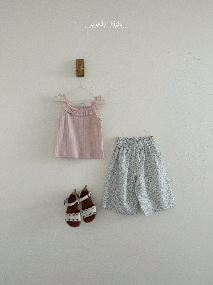 FCA9F381-2260-4EF5-9F1B-2FDB2F79AF44