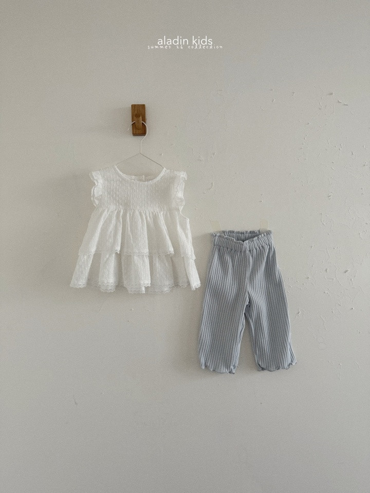 F452CC00-3D94-44A5-917C-6EFFB7421226