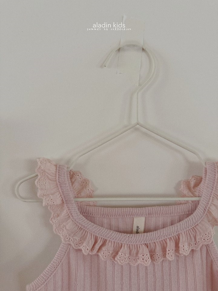 03EA4FA3-A0AF-43DE-830D-655CBF6DBBA9