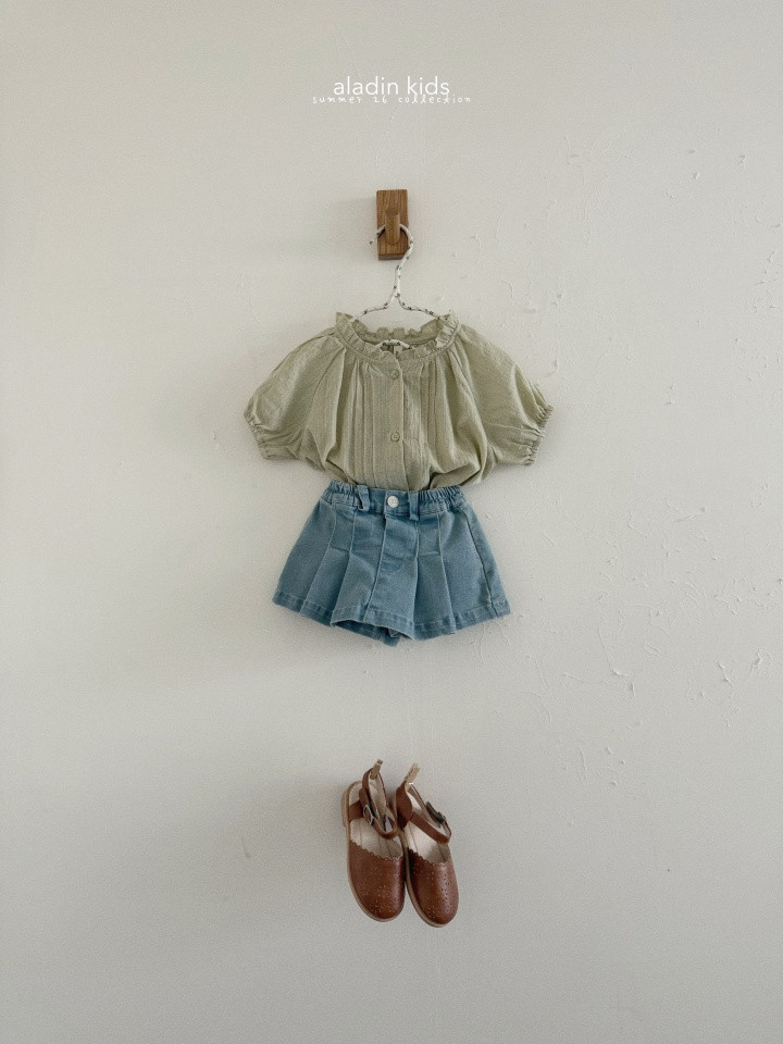 8C3A5ECD-1D4F-4590-B9BE-5AF00A466577