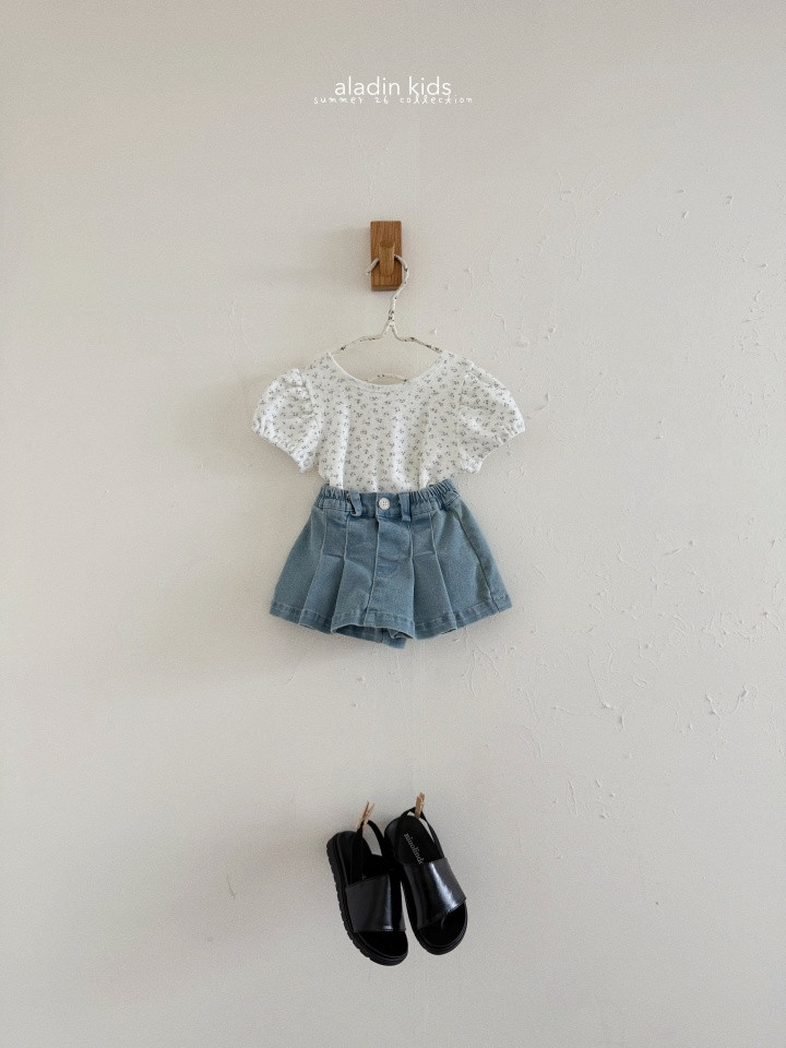 A4E3AC8B-A542-4758-A873-98EDCC35736F