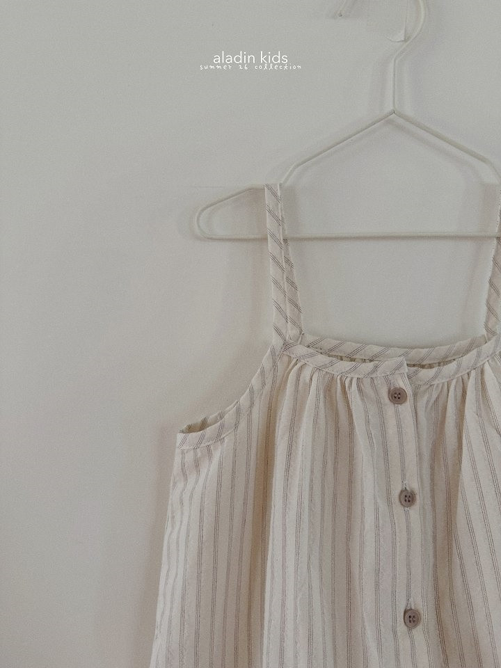 CAA8733C-355F-42B2-B71C-90233CAC9CFD