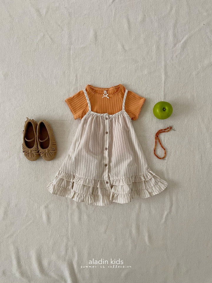 3790E381-C4EE-4726-A395-C83B4D15243A