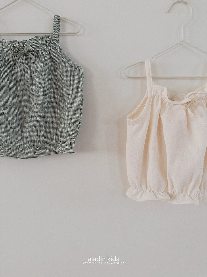 9B867E6B-C637-4B5D-8A66-859E9F237356