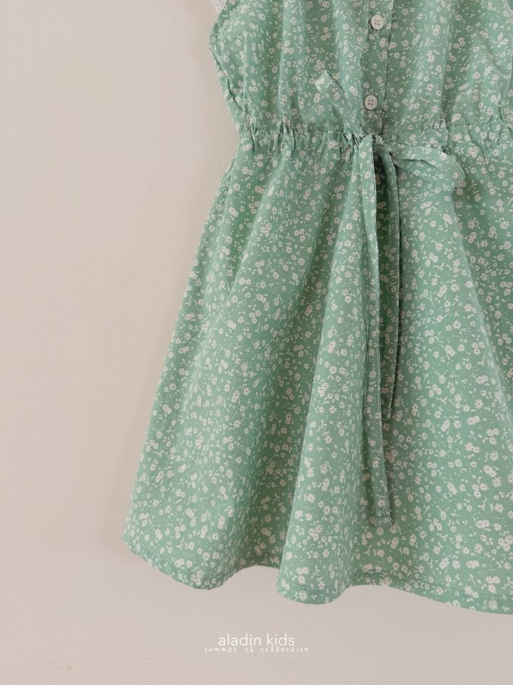 BD7D5759-0803-4C4A-8C3A-406A2B4E9FF7