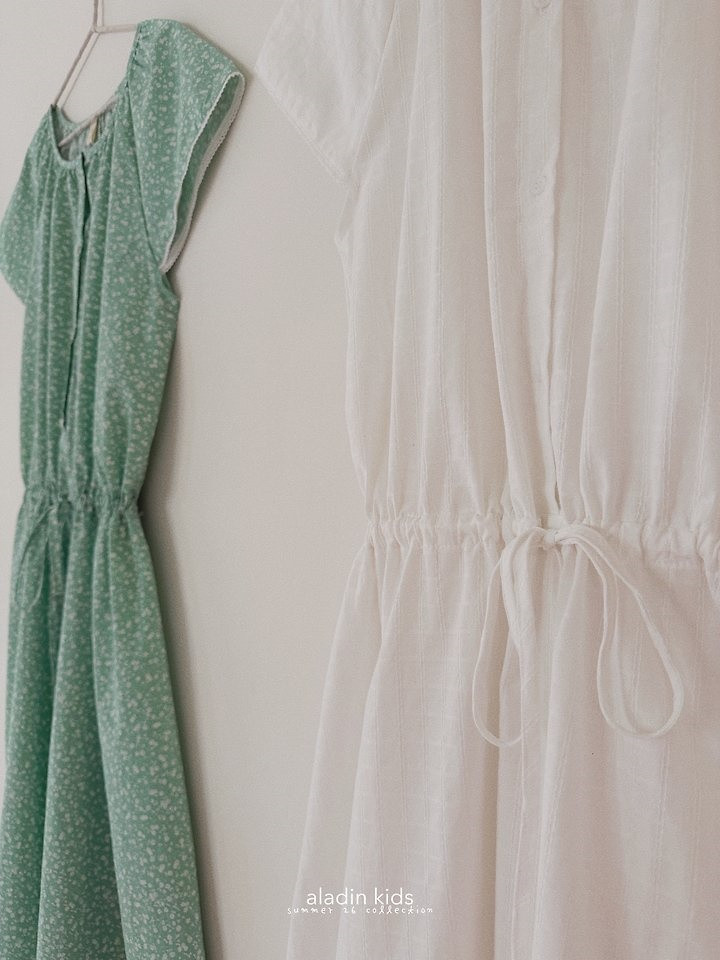 6055D61C-B370-47CB-A310-F82C2F454DD1