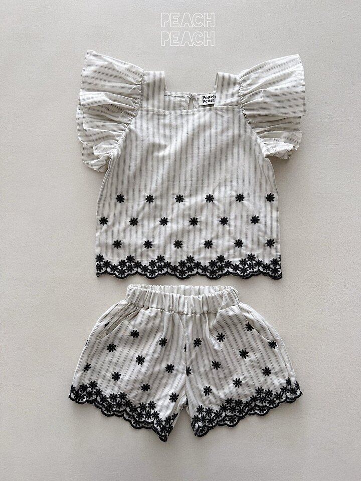 2475C3D0-45FE-443E-9E4F-1CDE3B64E518