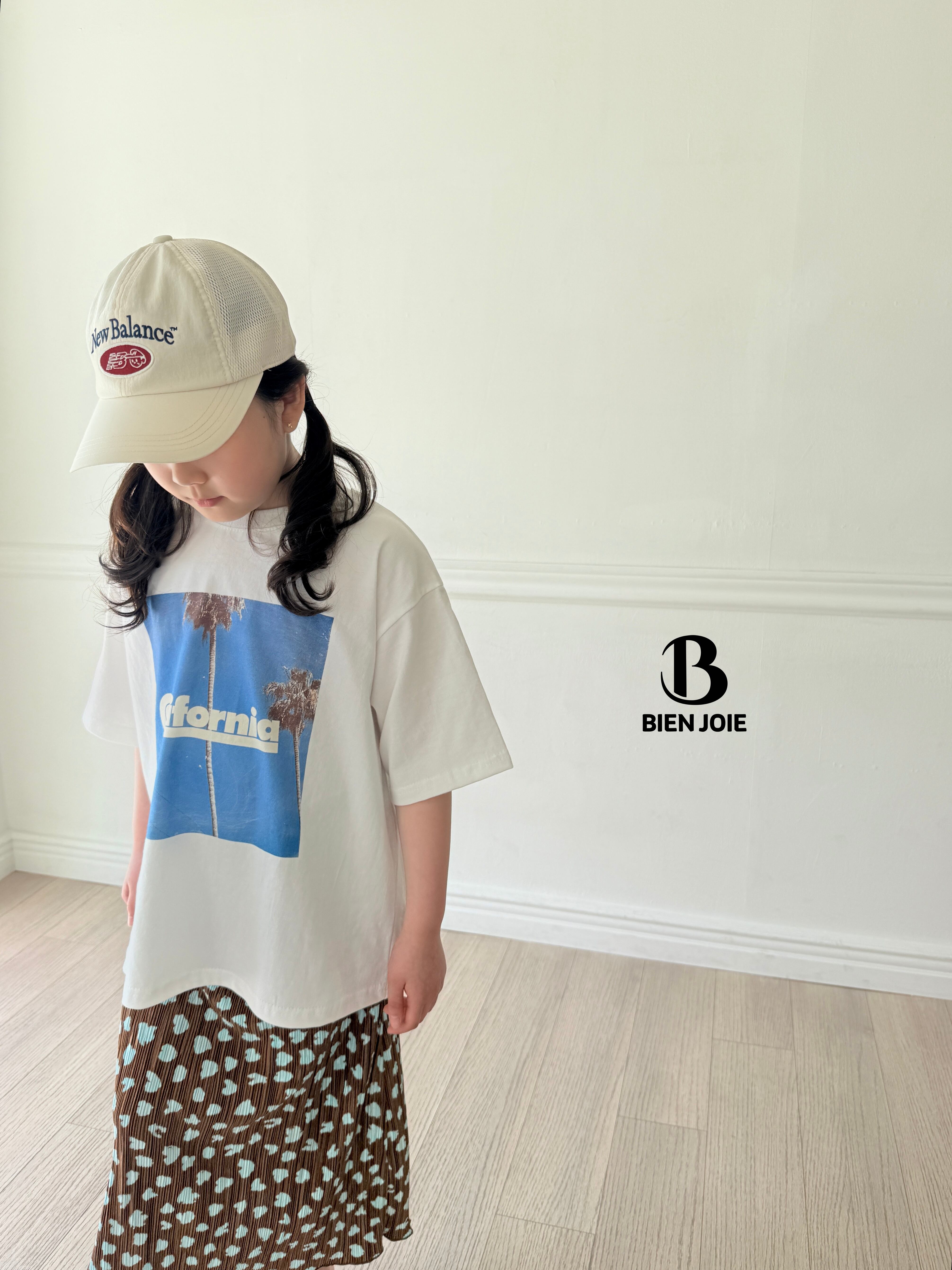 3C3E4656-C25D-47FF-99C3-9A5A2B52FD12