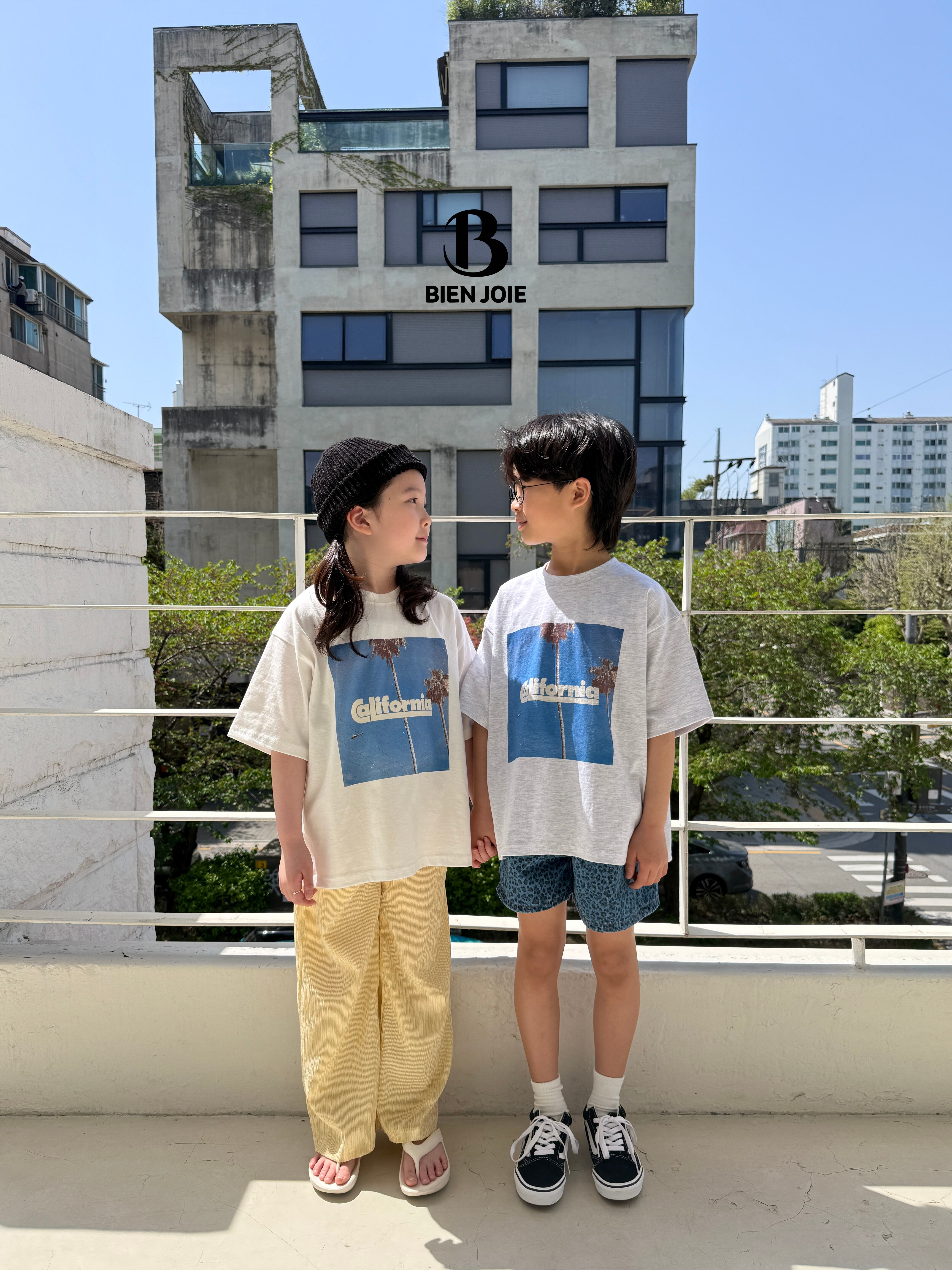 AB5650D2-1934-4825-AC93-EE014AE7F9D3