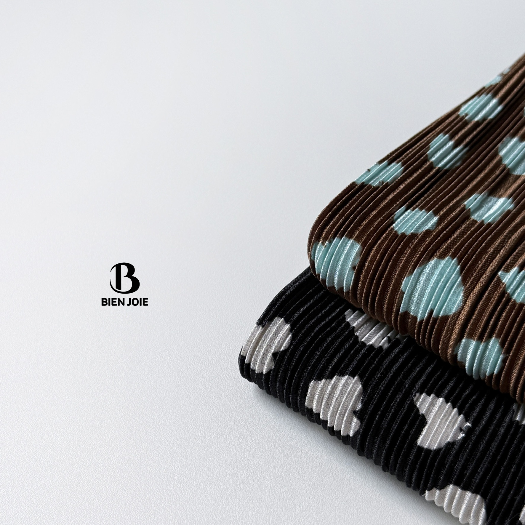 87CC921F-45B1-41A6-8F72-984E1CB1D6C9_1_102_o