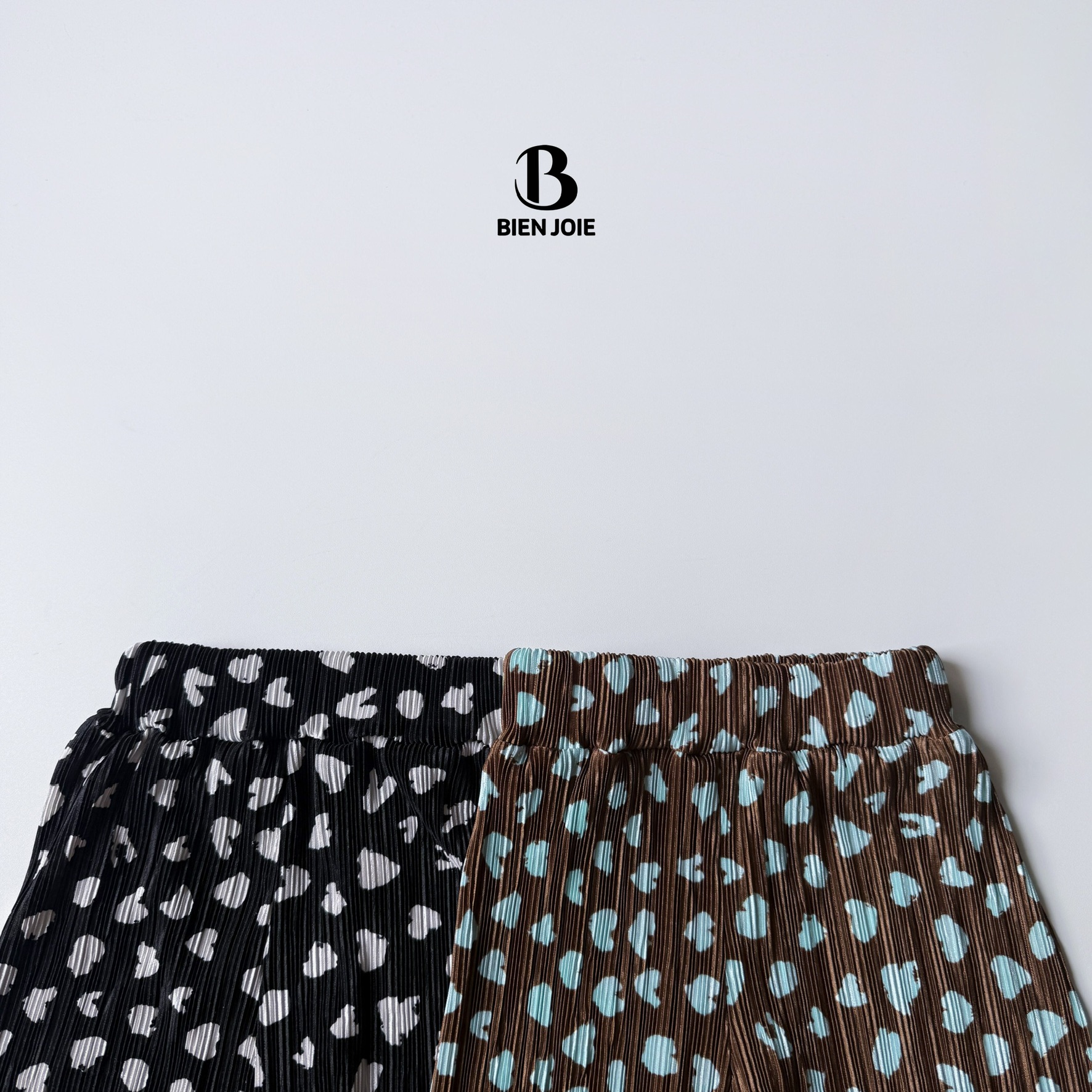 90992963-FD76-4C98-BA7B-4A27798A0B7A_1_102_o