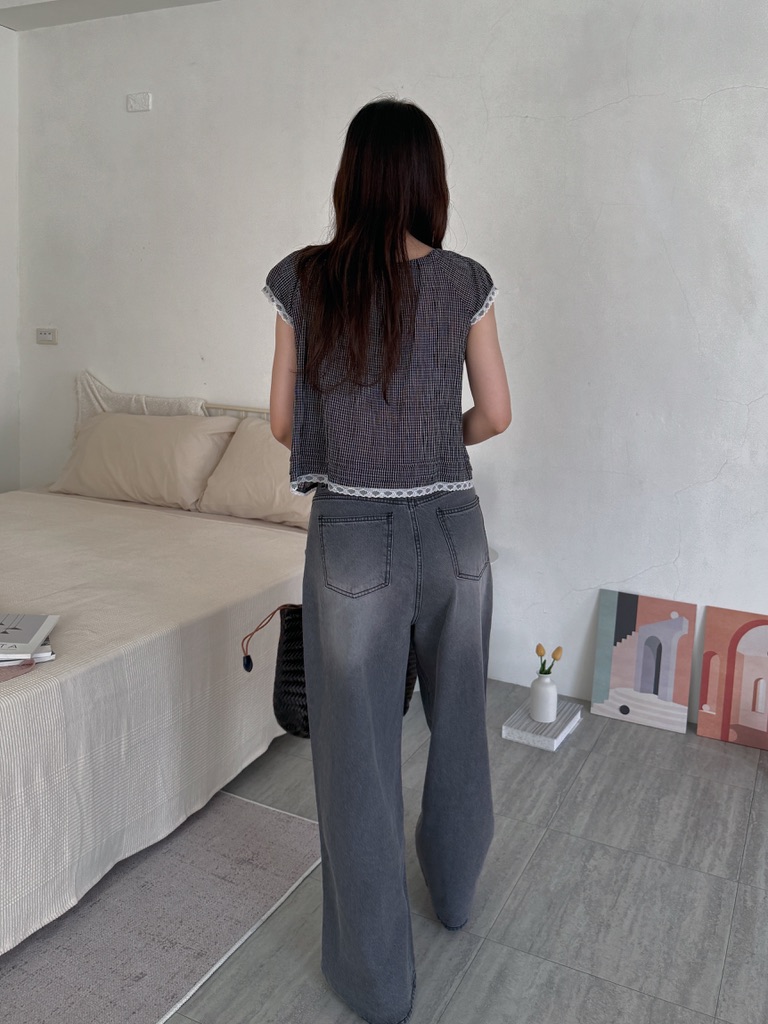 81AE8C47-63A1-4166-AE15-434DF508A5EB_1_105_c