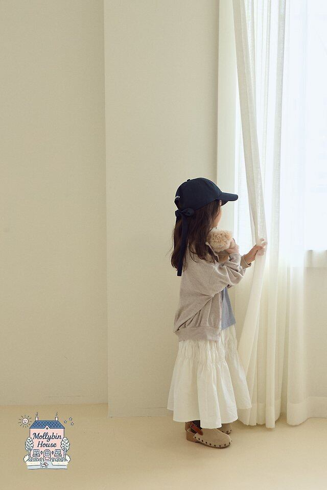 E5CE8610-A88D-4730-A77E-F59A191723EA