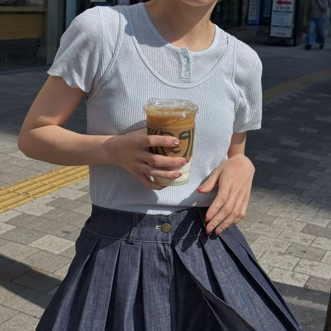 7F037D69-7A59-4245-B10E-8D7E5FC93D6C_1_102_a