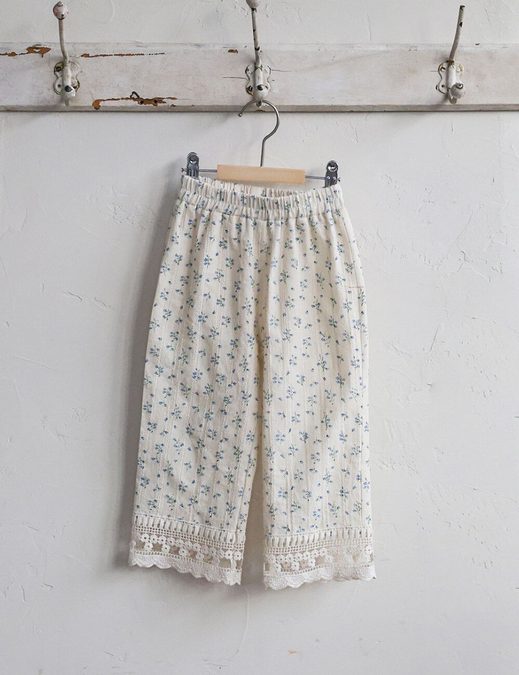 D0149AE7-B5AB-41A0-8324-EE4CA62DC6CE