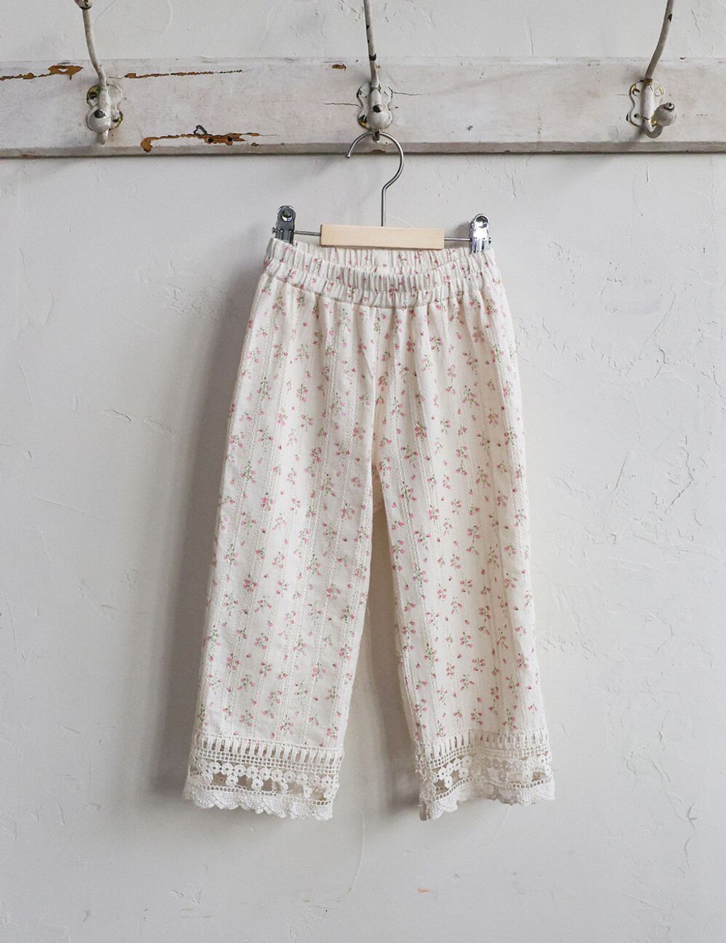 E1B2C901-018B-47B3-80F7-074D1656FC2E