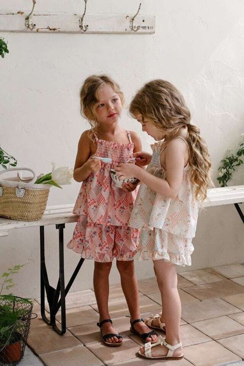 4B9B3A73-2391-422A-88DA-B936AF34770D