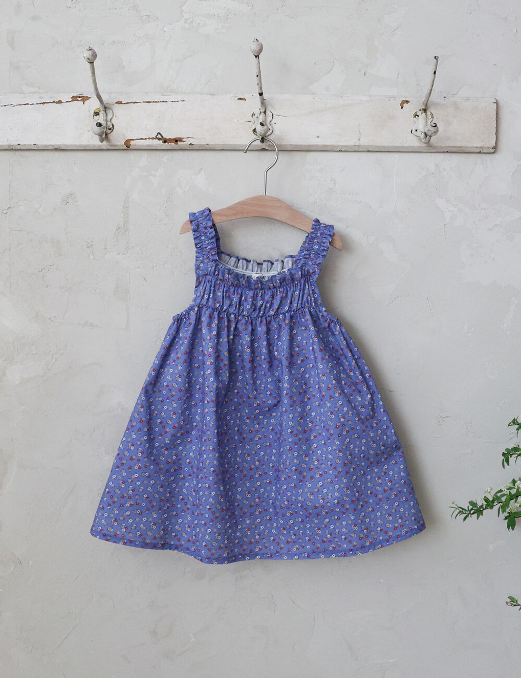 034FF902-A451-48D6-A521-65088177E8F0