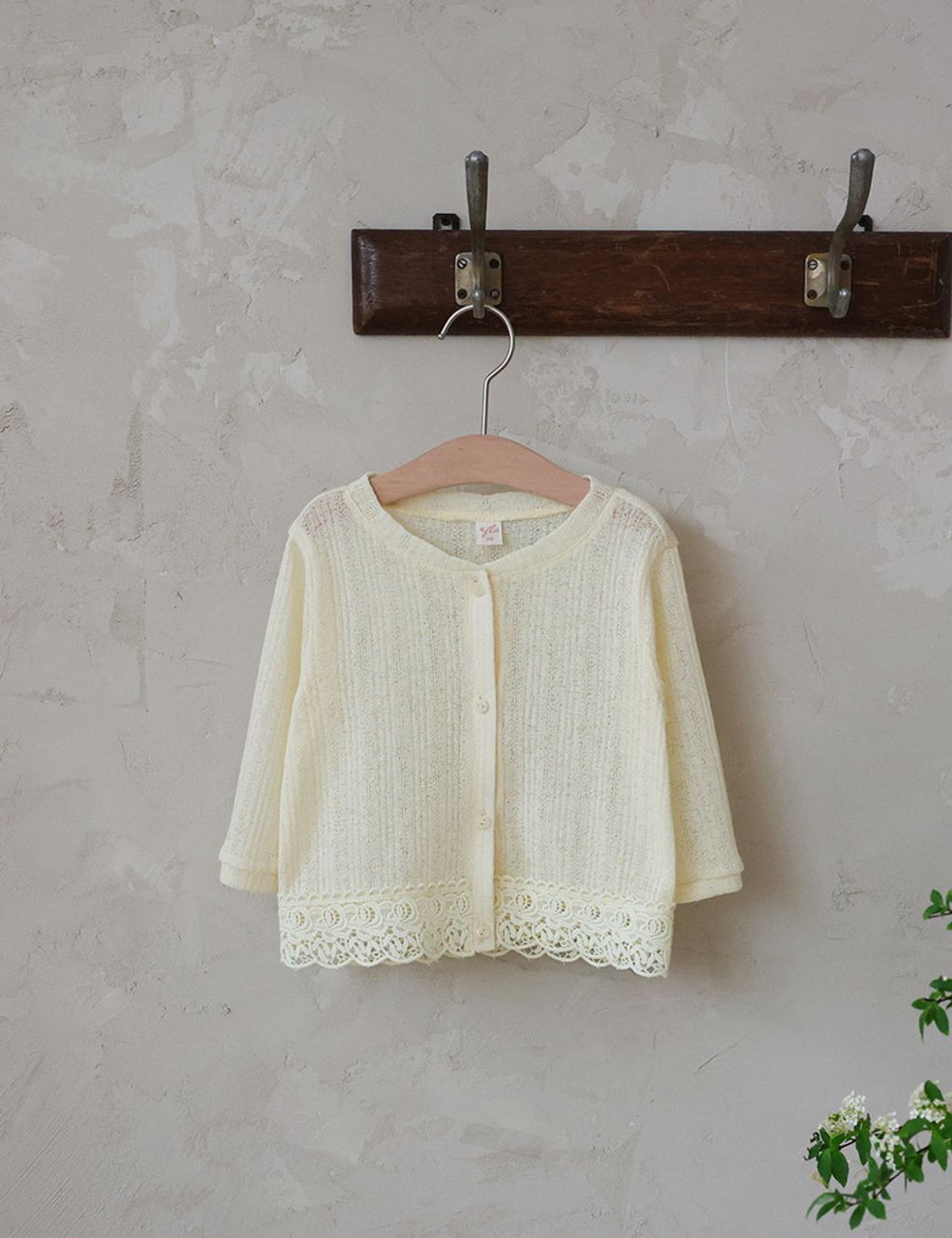 15B01F20-3A60-42A7-A1F5-320260920263_1_105_c