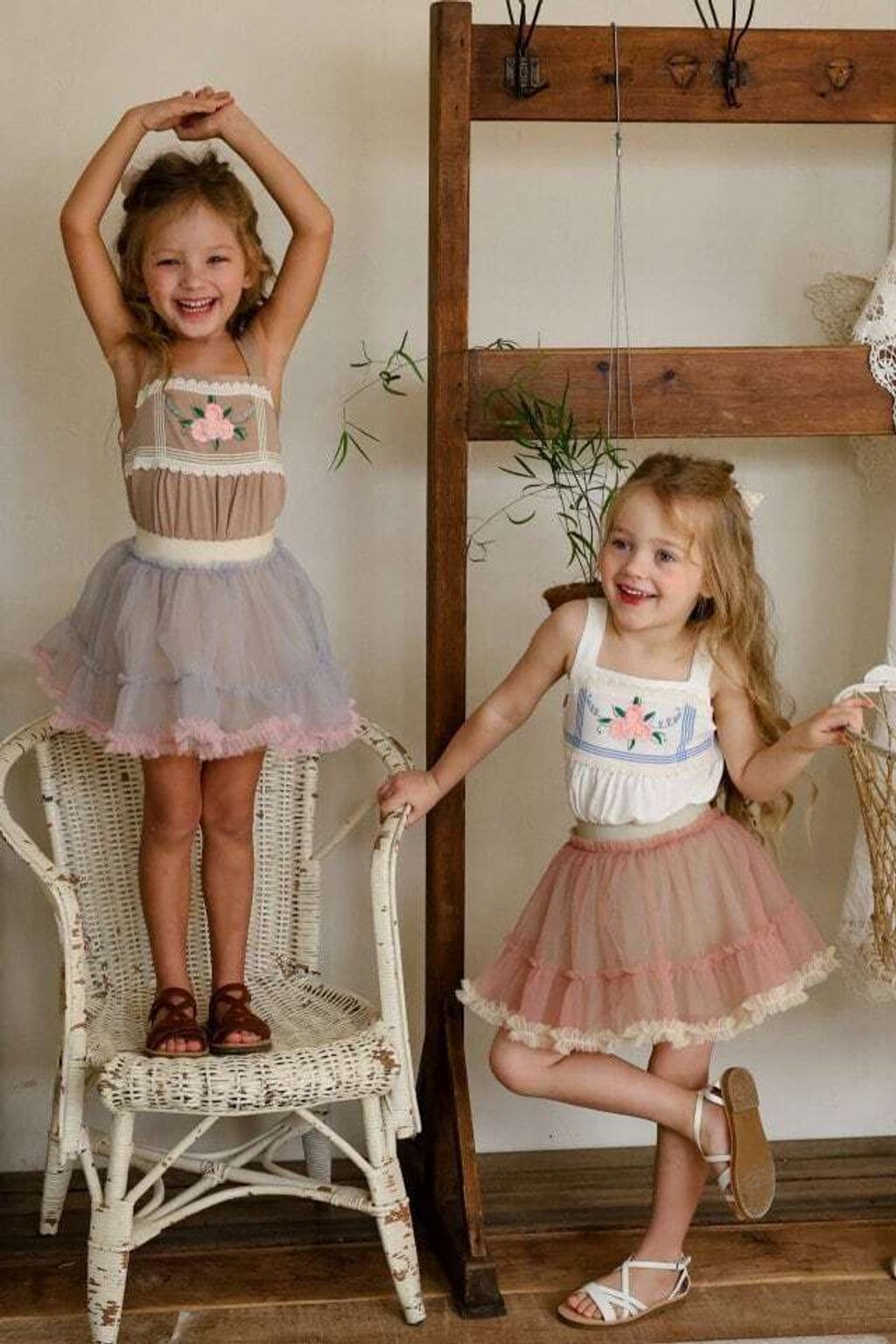 91E487B6-B274-4EF4-A8DA-AB9EF209C7D2