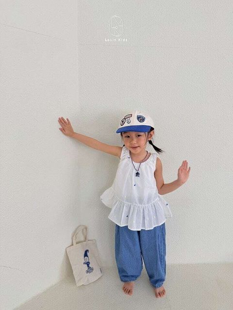 DED5C1E5-F7BE-4A22-81A9-FAF71A9FE921