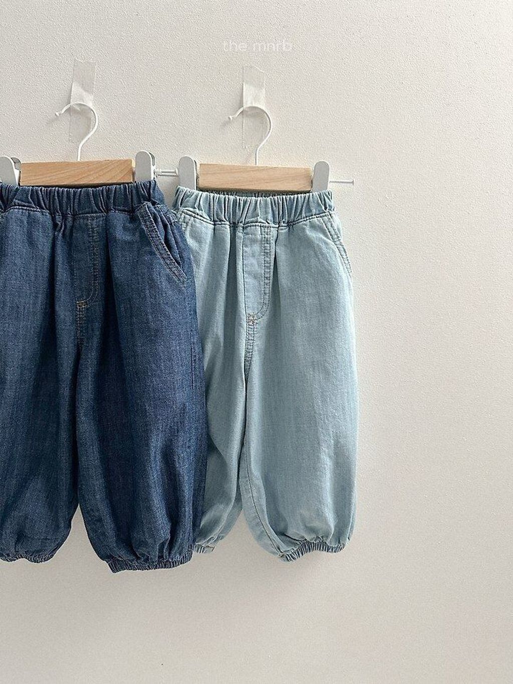 2011FF01-EBED-4F8C-8745-6ABA0AE4FA0A