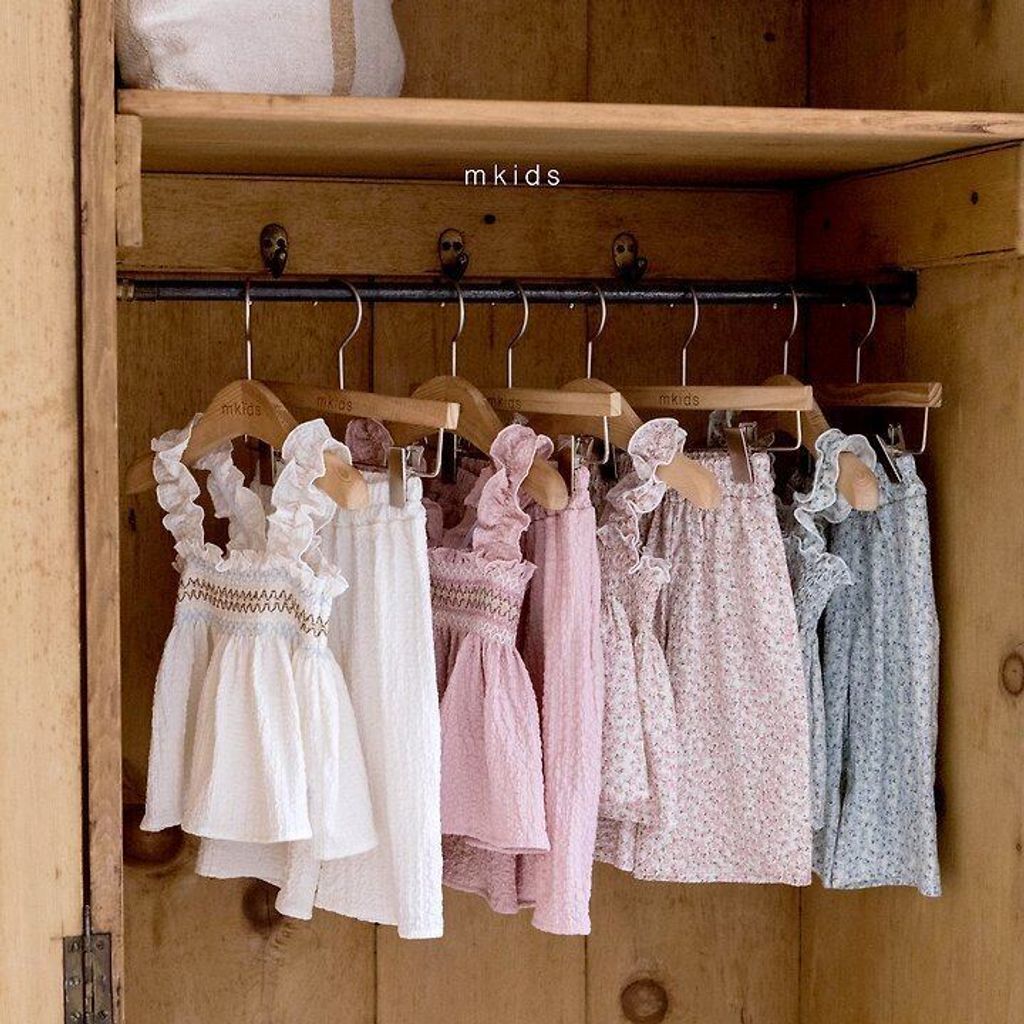 DB8413C7-A101-422F-87EE-BCFC47270214