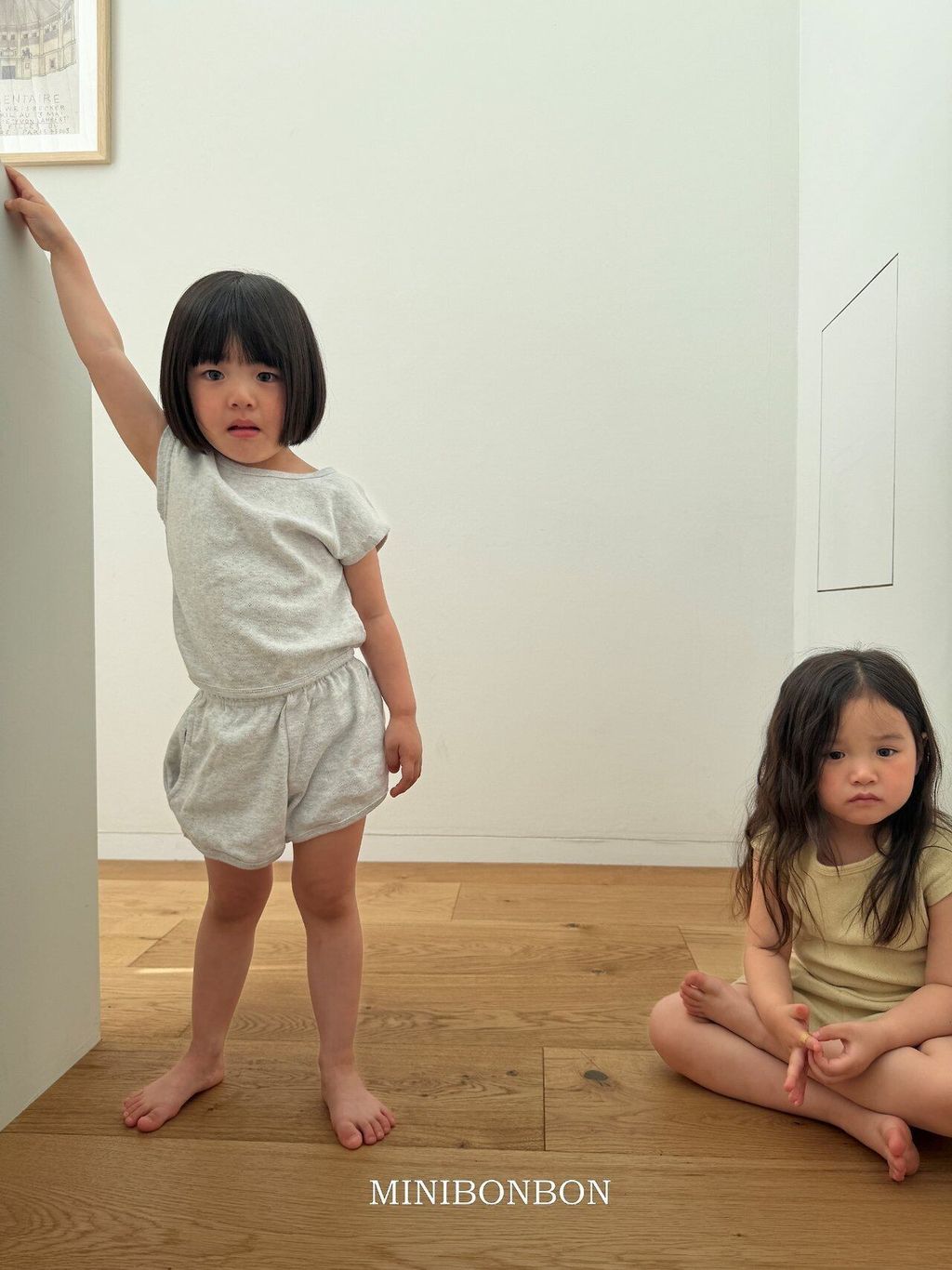 7E989527-6BFA-4B2E-8348-B8B4B9865FEB