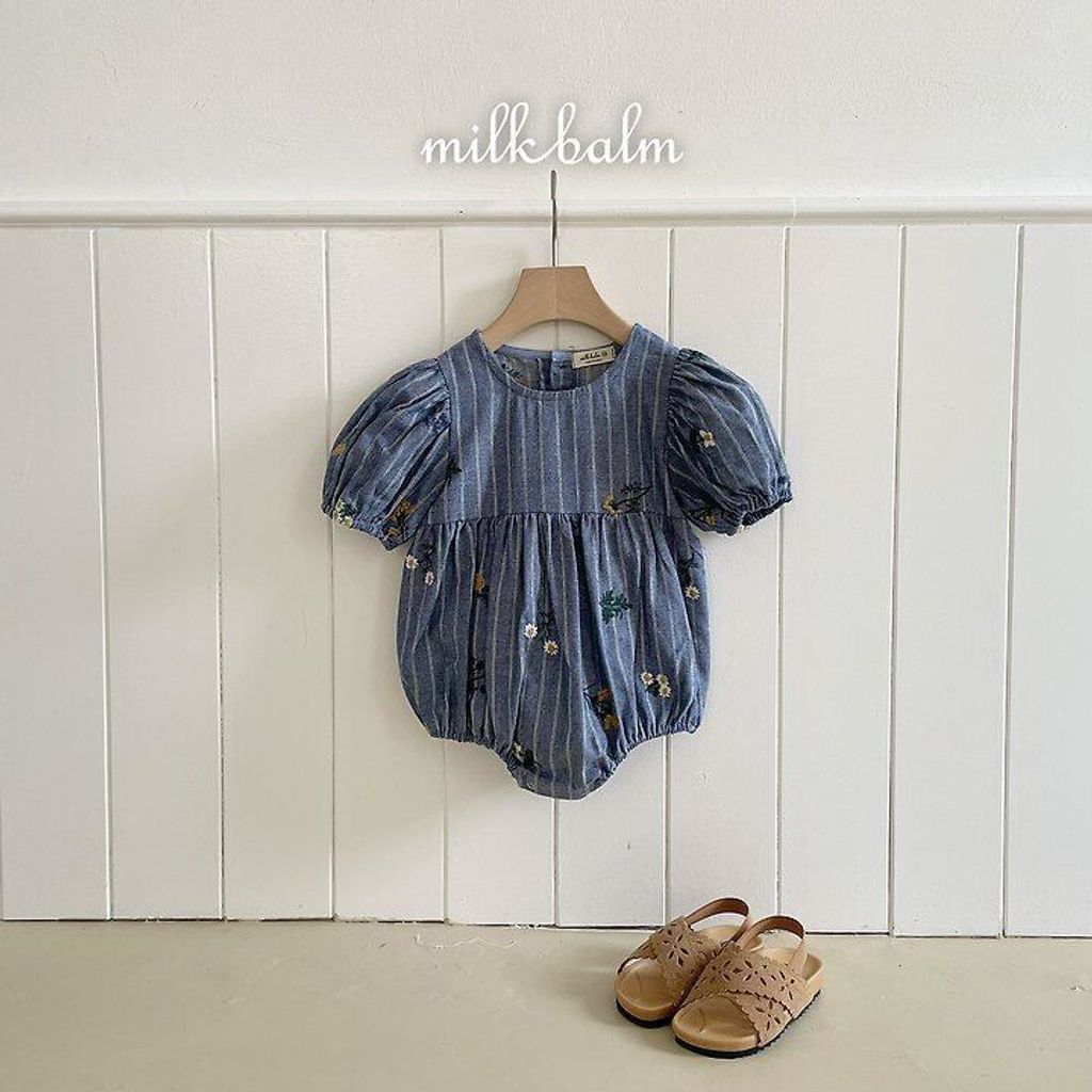 26A8064E-AEC5-4A3A-86BA-2EB9D469ABE3