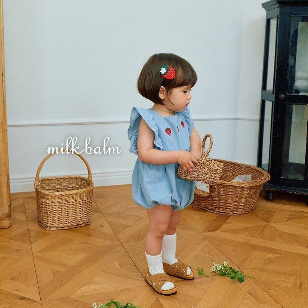 D9A54540-9DF3-4119-BCF9-E07784141740