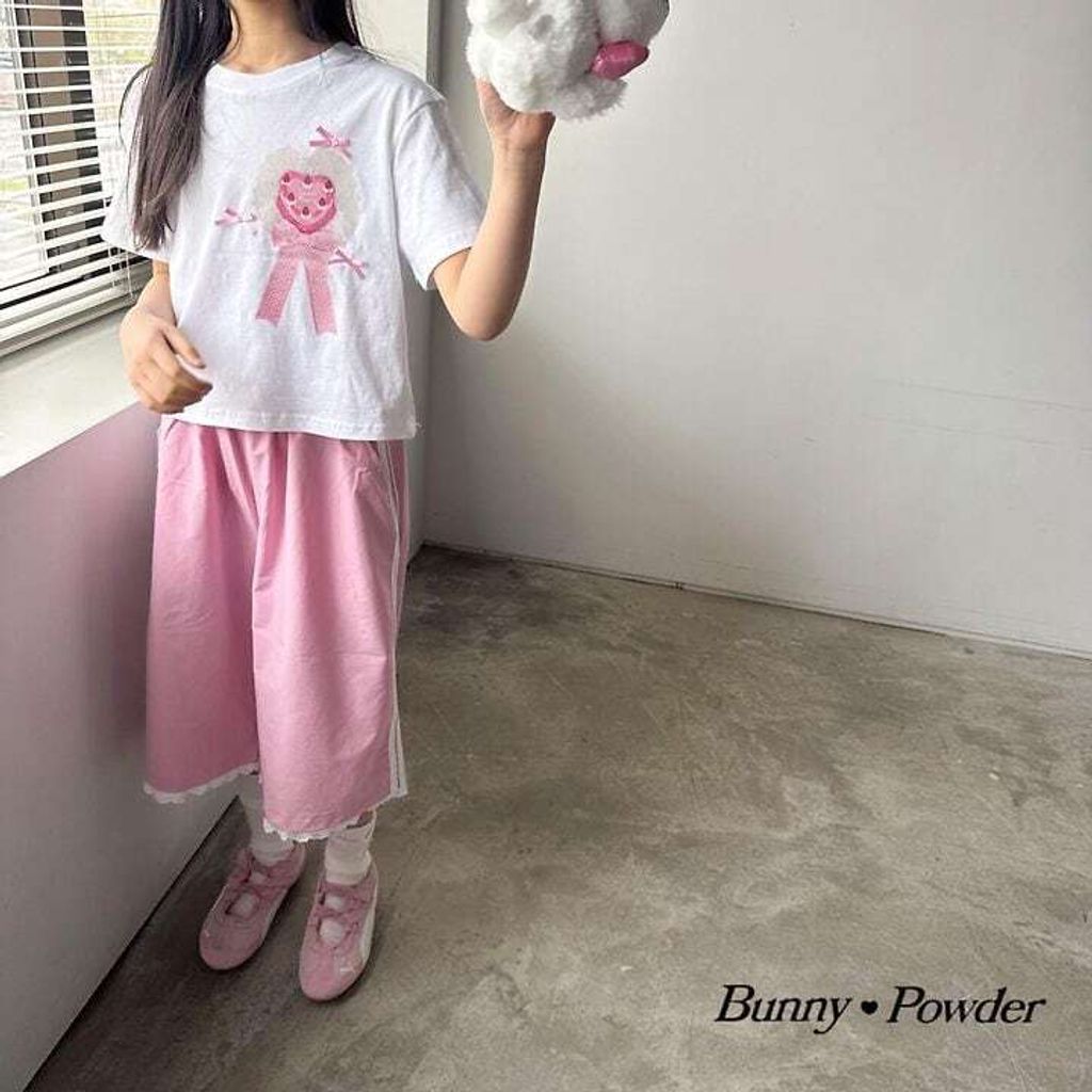 9B87B763-D21F-48D8-AA4E-FF4A748E9D95