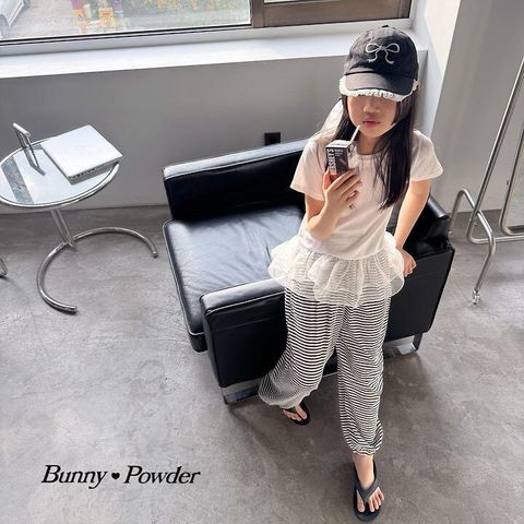 EFB7EC8A-EBA3-4ED9-BEA0-976B4D20894A