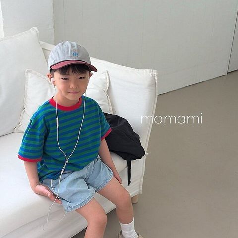 EE6FAA3C-8C66-4364-9925-B9B94719BABF